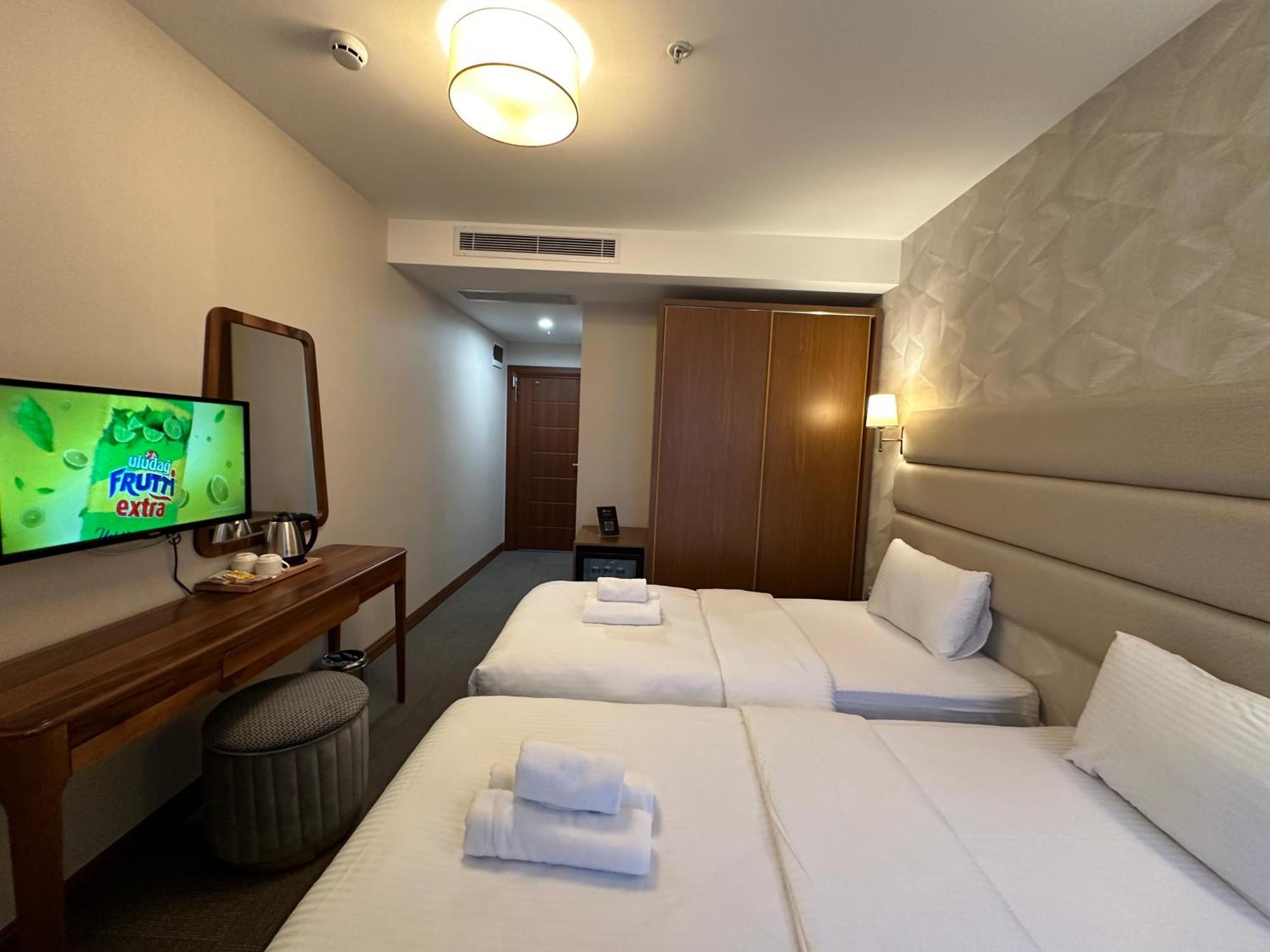 Istanbul Midpoint Hotel Exterior foto