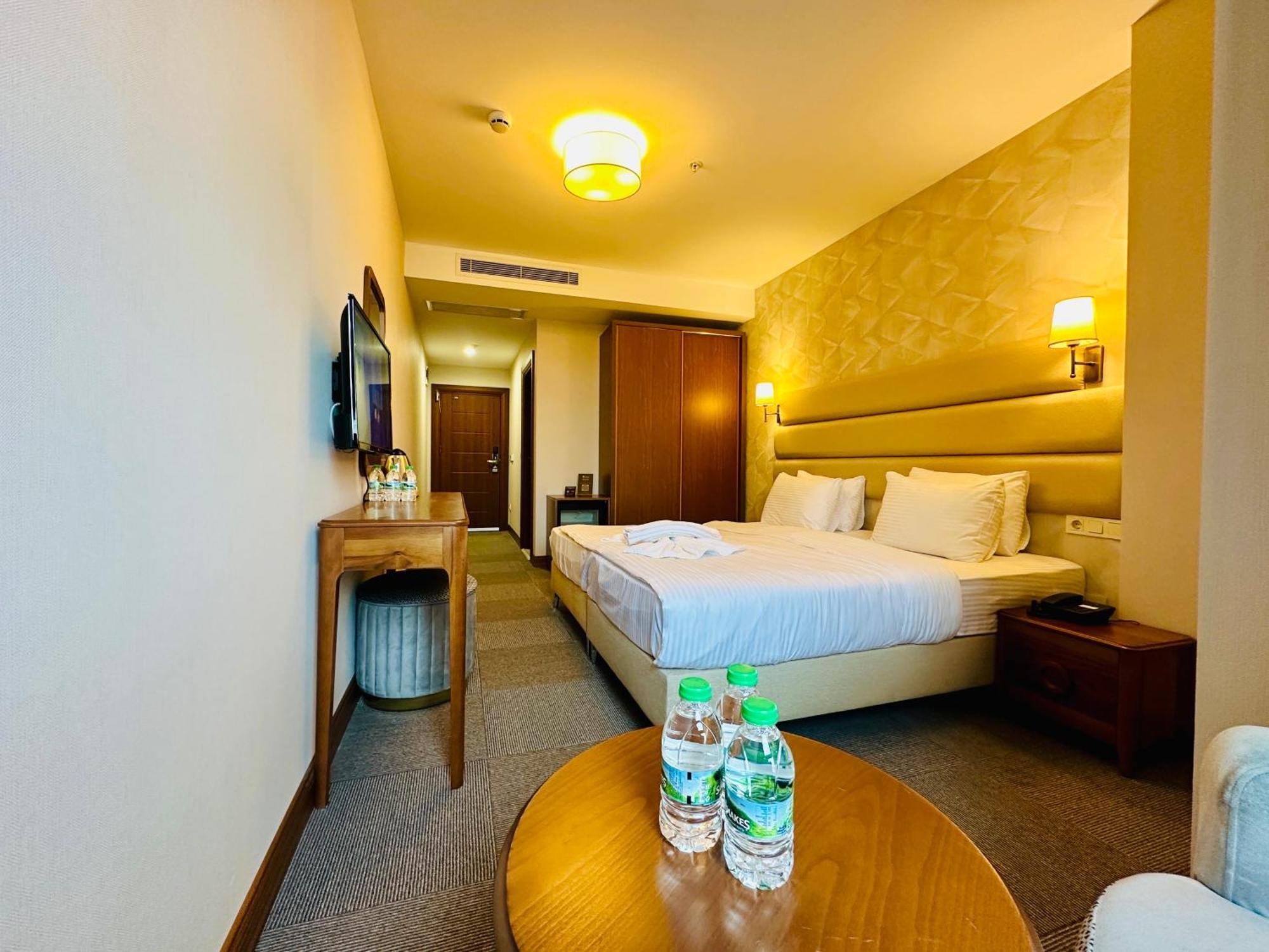 Istanbul Midpoint Hotel Exterior foto