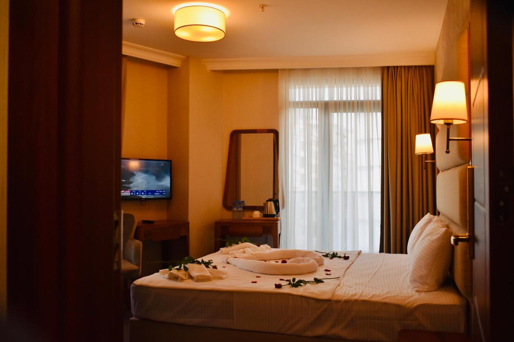 Istanbul Midpoint Hotel Exterior foto